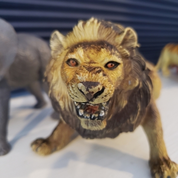 African Jungle Animal Plastic Figurines Toy Lot - Picture 8 of 12